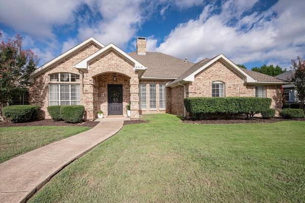 6317 Ahnee Drive, Rowlett, TX 75089