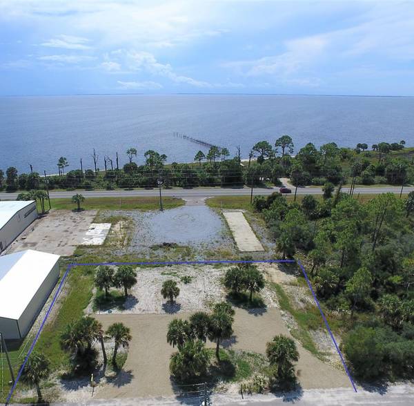 2829 Victoria Ave, Port St. Joe, FL 32456