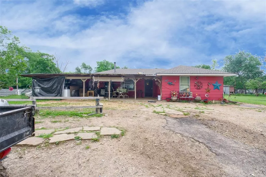 8411 County Road 2316, Quinlan, TX 75474