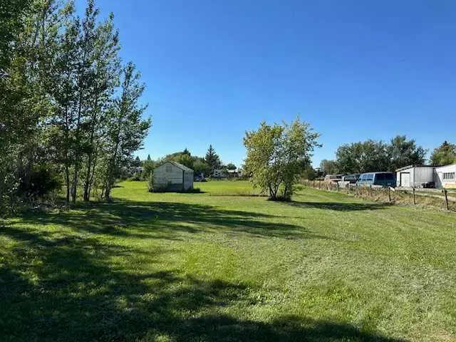 290 2nd AVE Northwest, Glenwood, AB T0K 2R0