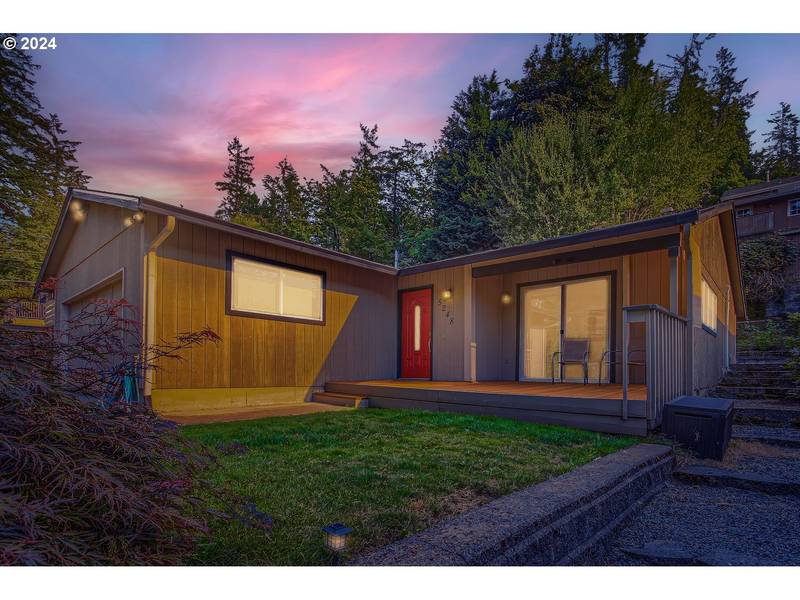 5248 SW BAIRD ST, Portland, OR 97219