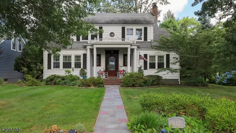 842 Cedar Ter, Westfield Town, NJ 07090