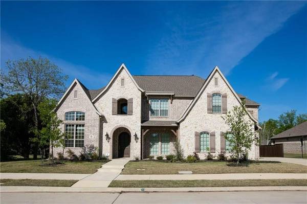 801 Surrey Lane, Flower Mound, TX 75022