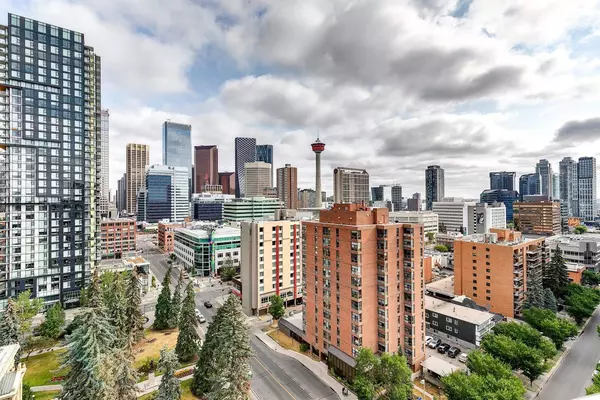 Calgary, AB T2R 0Y9,303 13 AVE SW #1503