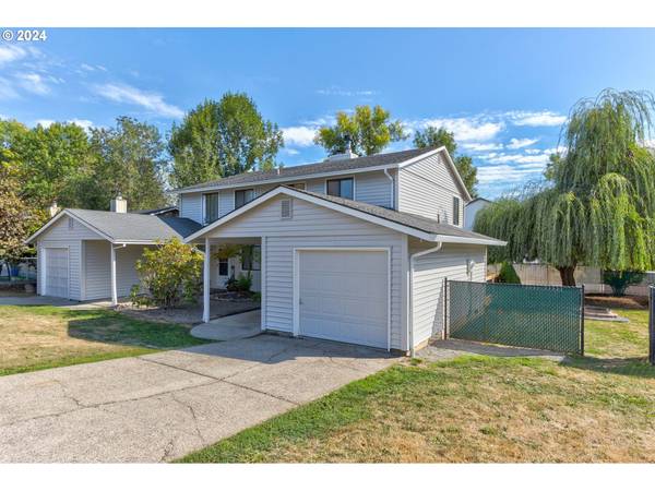 Gresham, OR 97030,872 NE HACIENDA CT