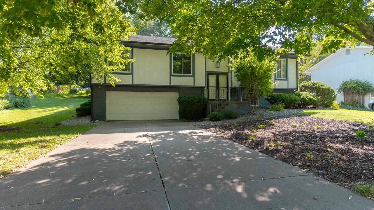 2315 Princeton Rd, Iowa City, IA 52245