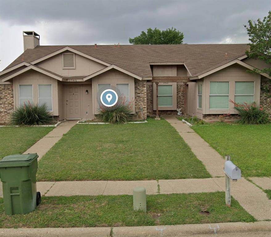 Garland, TX 75043,3944 & 3946 Queens Court