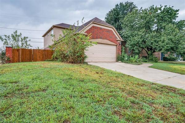 7000 Cadillac Boulevard, Arlington, TX 76016