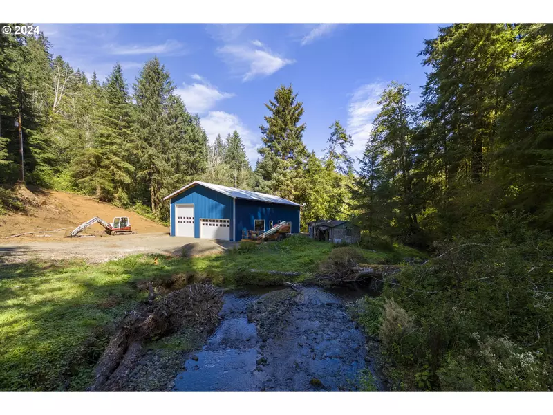 1601 N ALVORD LN, Otis, OR 97368