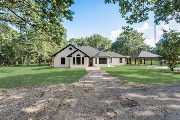 2088 County Road 2605,  Bonham,  TX 75418