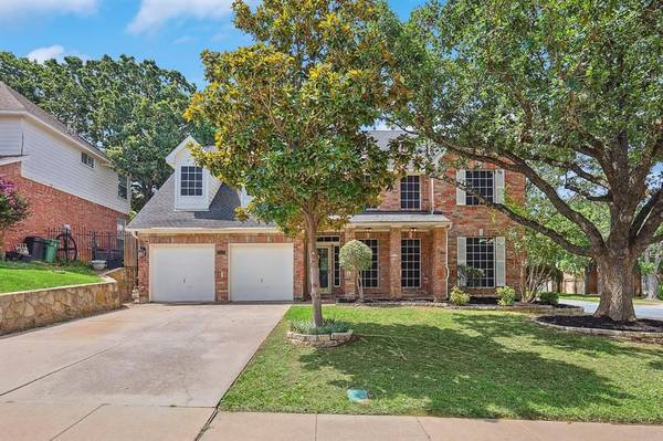 2157 Brentcove Drive, Grapevine, TX 76051