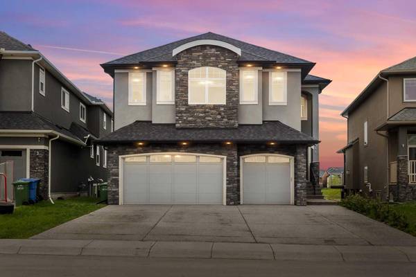 144 Kinniburgh LOOP, Chestermere, AB T1X 0V1