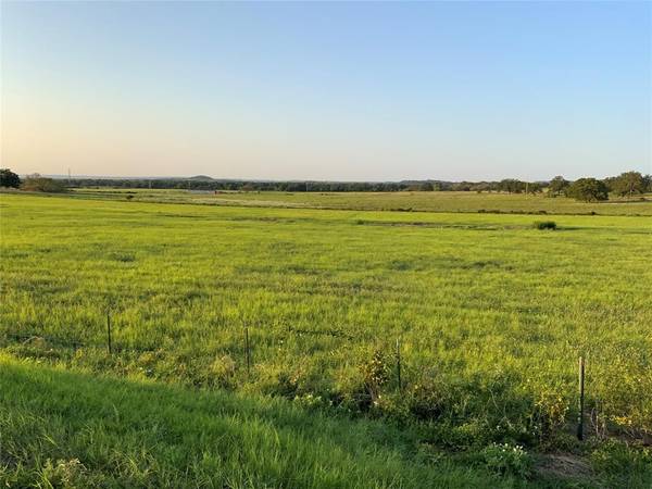 80 Keeter Lane, Lipan, TX 76462