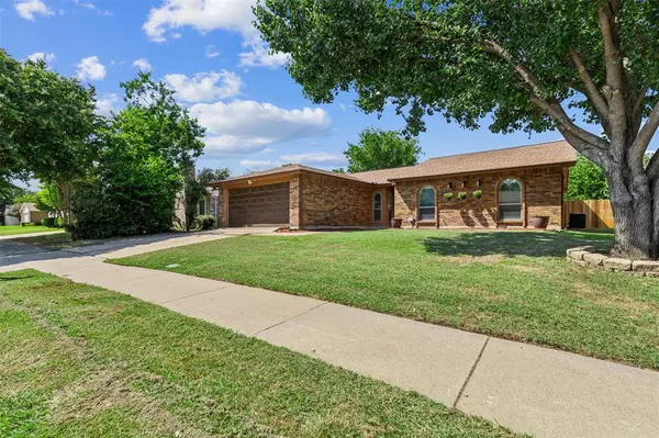 Fort Worth, TX 76137,4033 Longstraw Drive