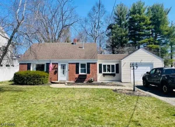 25 Village Rd, Pequannock Twp., NJ 07444