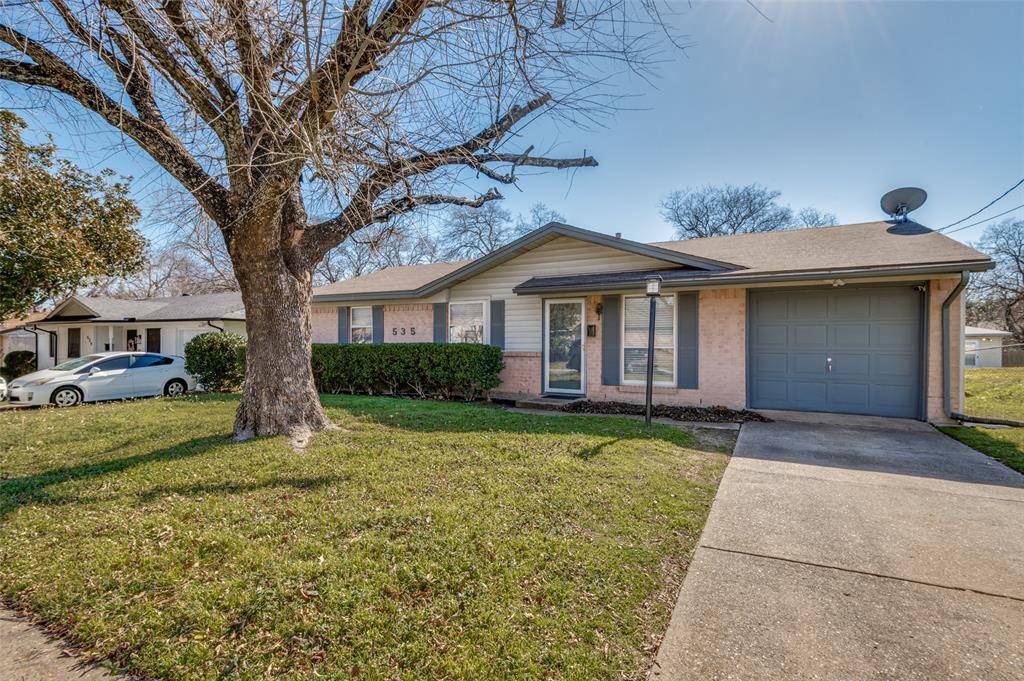 535 Cripple Creek Drive, Duncanville, TX 75116