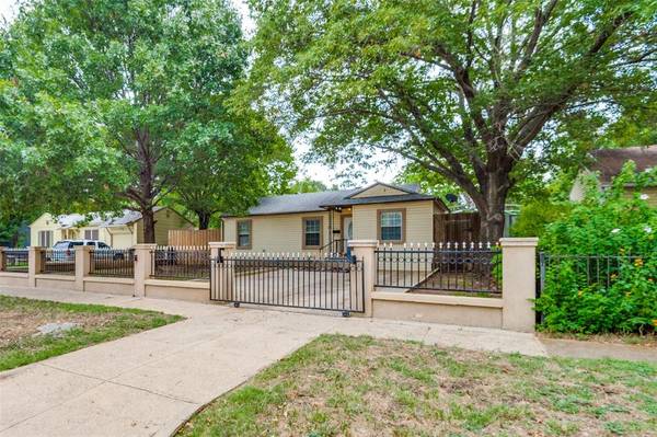 1218 W Saner Avenue, Dallas, TX 75224