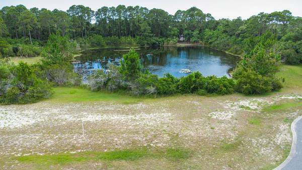 183 Lakes on the Bluff Dr, Eastpoint, FL 32328