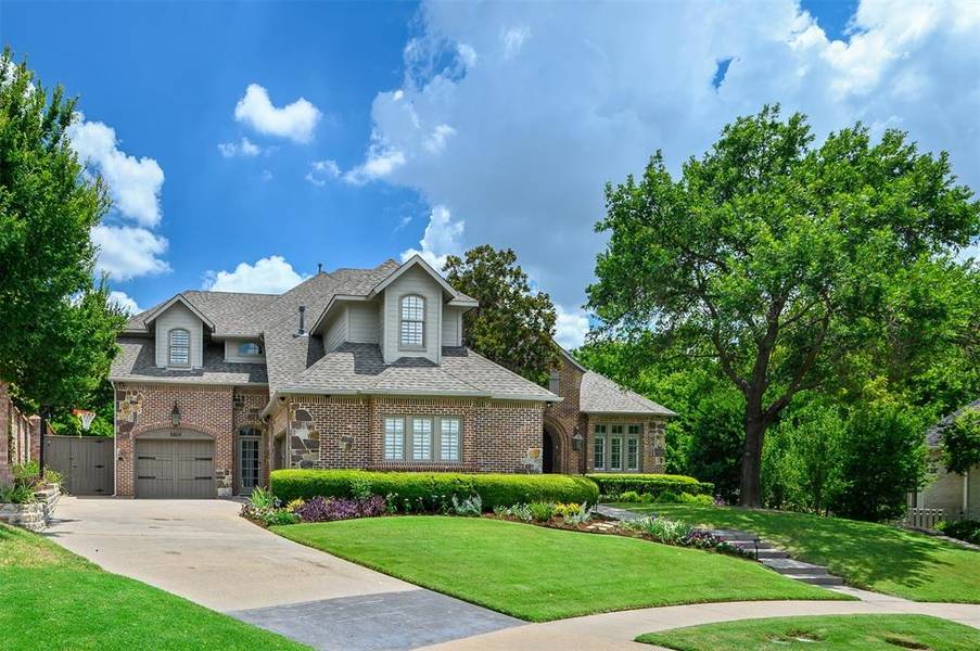 5804 Red Wolf Lane, Plano, TX 75093