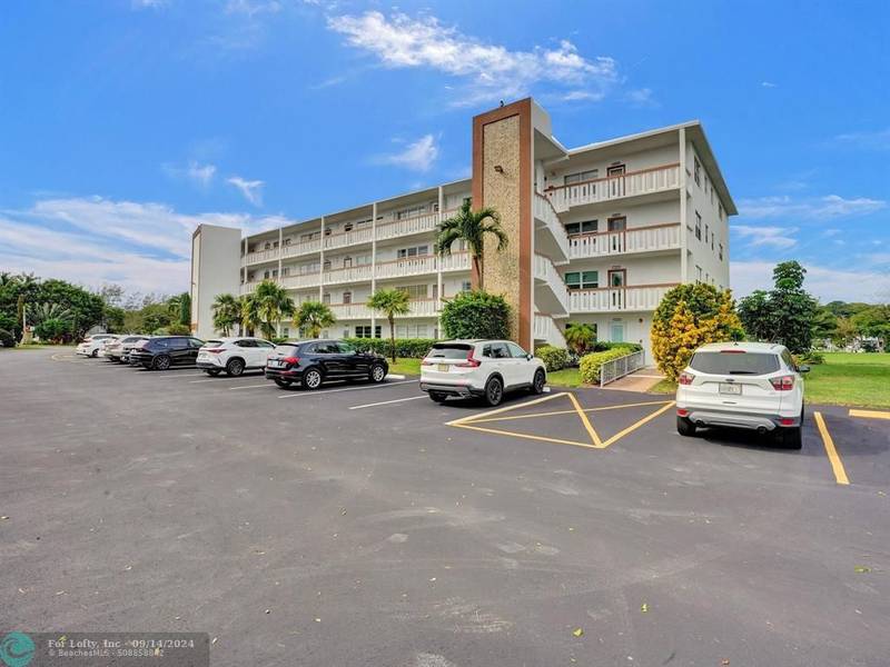 3122 Cambridge F  #3122, Deerfield Beach, FL 33442