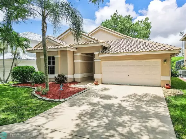 8517 NW 57th Dr, Coral Springs, FL 33067