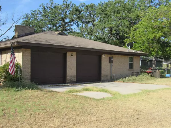 Bangs, TX 76823,310 S West