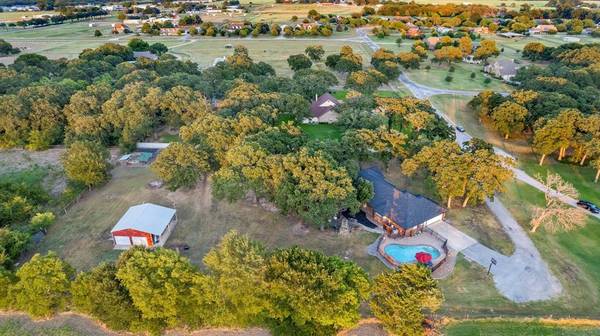 8688 Wayland Court,  Pilot Point,  TX 76258