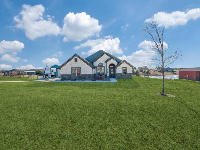 878 Colina Parkway, Farmersville, TX 75442