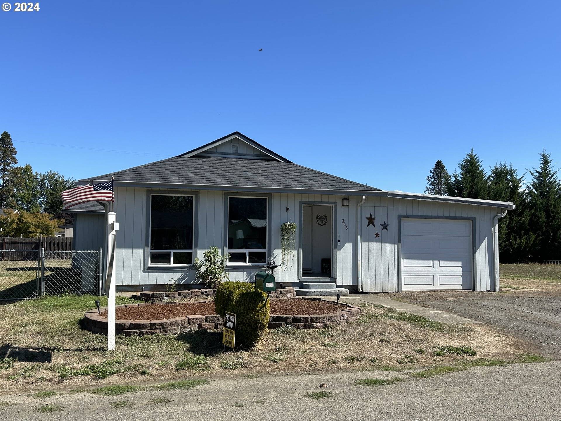 366 Sunset ST, Sutherlin, OR 97479