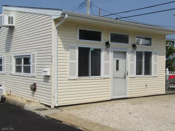 Toms River Township, NJ 08735,24 E SEA WAY