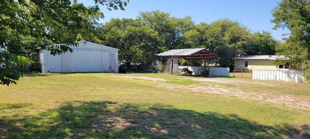 505 Aaron Lane, Southmayd, TX 75092