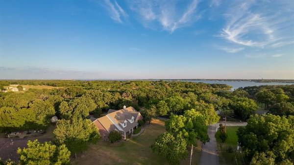 102 Timber Lake Lane, Hickory Creek, TX 75065