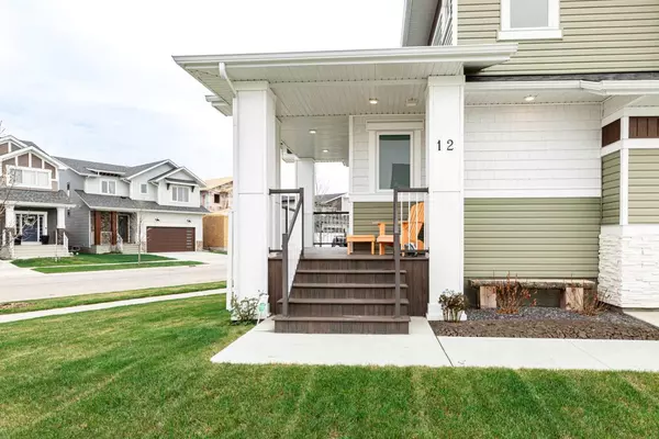 Red Deer, AB T4P3C9,12 Eaton CRES