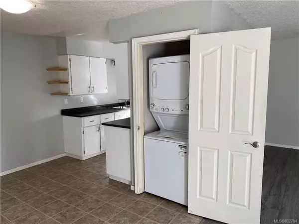 Langford, BC V9B 2P4,784 Revilo Pl