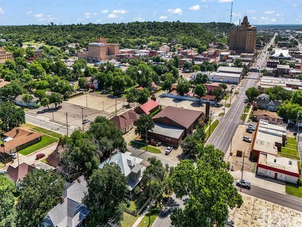 Mineral Wells, TX 76067,502a W Hubbard Street