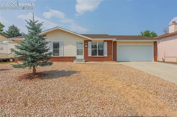 4805 Hackamore DR, Colorado Springs, CO 80918