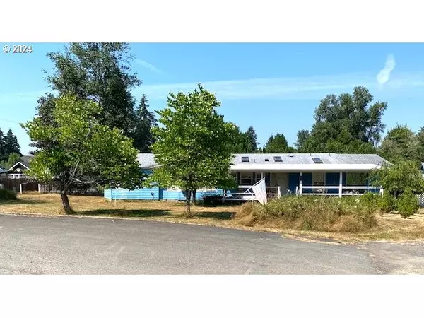 302 S 1ST ST, Ryderwood, WA 98581