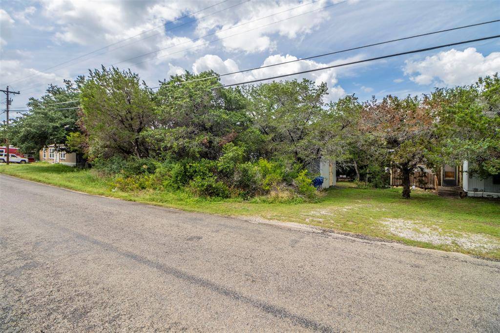 Granbury, TX 76048,4311 W Oak Trail