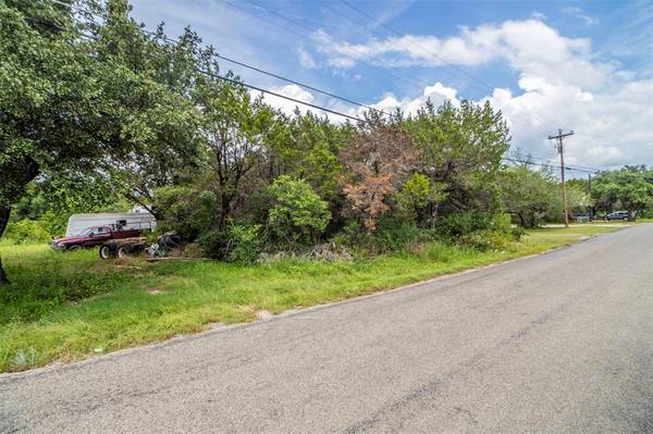 Granbury, TX 76048,4311 W Oak Trail