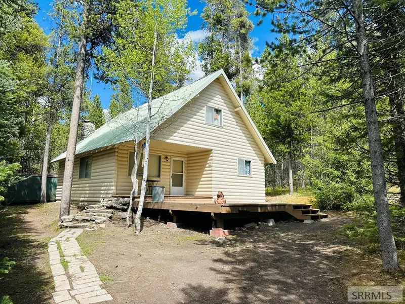 4242 Carlson Lane, Island Park, ID 83429