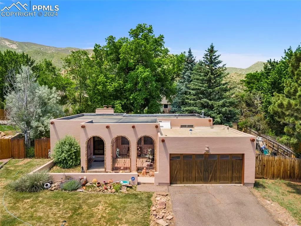 Manitou Springs, CO 80829,330 Clarksley RD