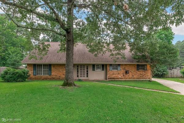 9815 W Homewood Circle, Shreveport, LA 71118