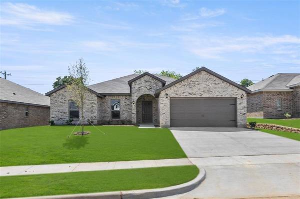 2657 Streamside Drive, Burleson, TX 76028