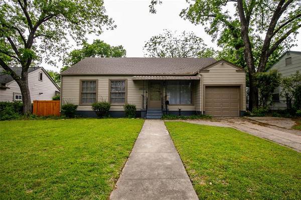 1321 Smilax Avenue, Fort Worth, TX 76111