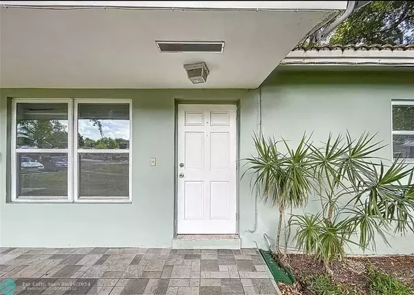 268 NE 41 ST, Oakland Park, FL 33334