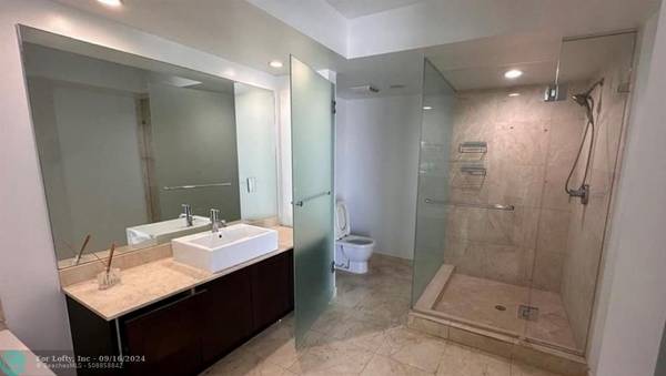 Sunny Isles Beach, FL 33160,150 SUNNY ISLES  #1402