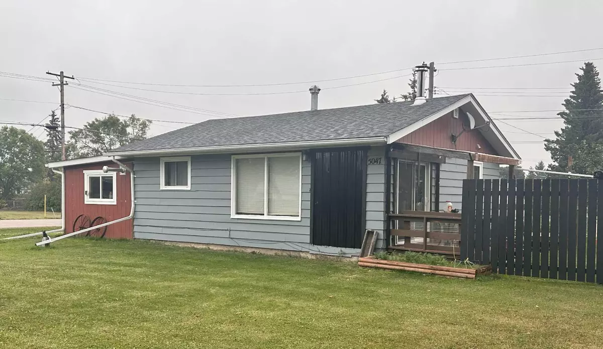 Mannville, AB T0B 2W0,5047 48 ST