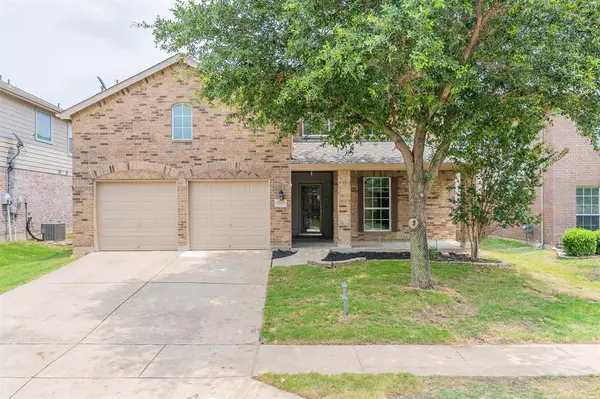 9212 Conestoga Drive, Fort Worth, TX 76131