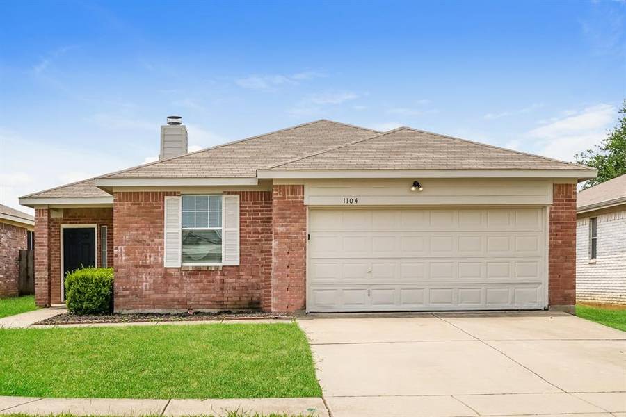 1104 Mckavett Drive, Fort Worth, TX 76140