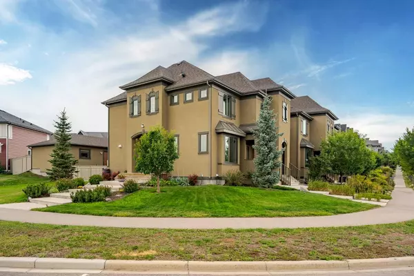 Calgary, AB T3M 2K3,193 Mahogany DR SE